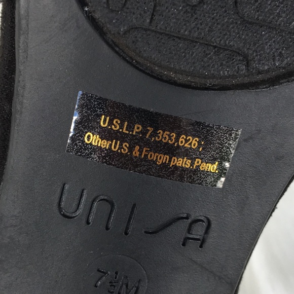 Unisa Black Ankle strap Heels Size 7 1/2 - Picture 4 of 7